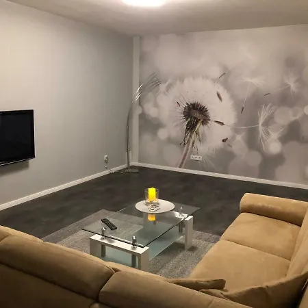 Stylische Perle, Messe-und Flughafennahe Ddorf Apartmán